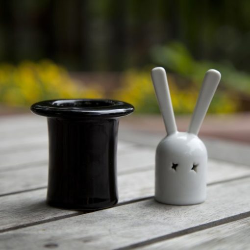 Salière poivrière design en céramique en forme de lapin et de chapeau