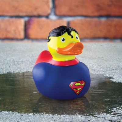 Canard de bain Superman en caoutchouc sous licence DC Comics